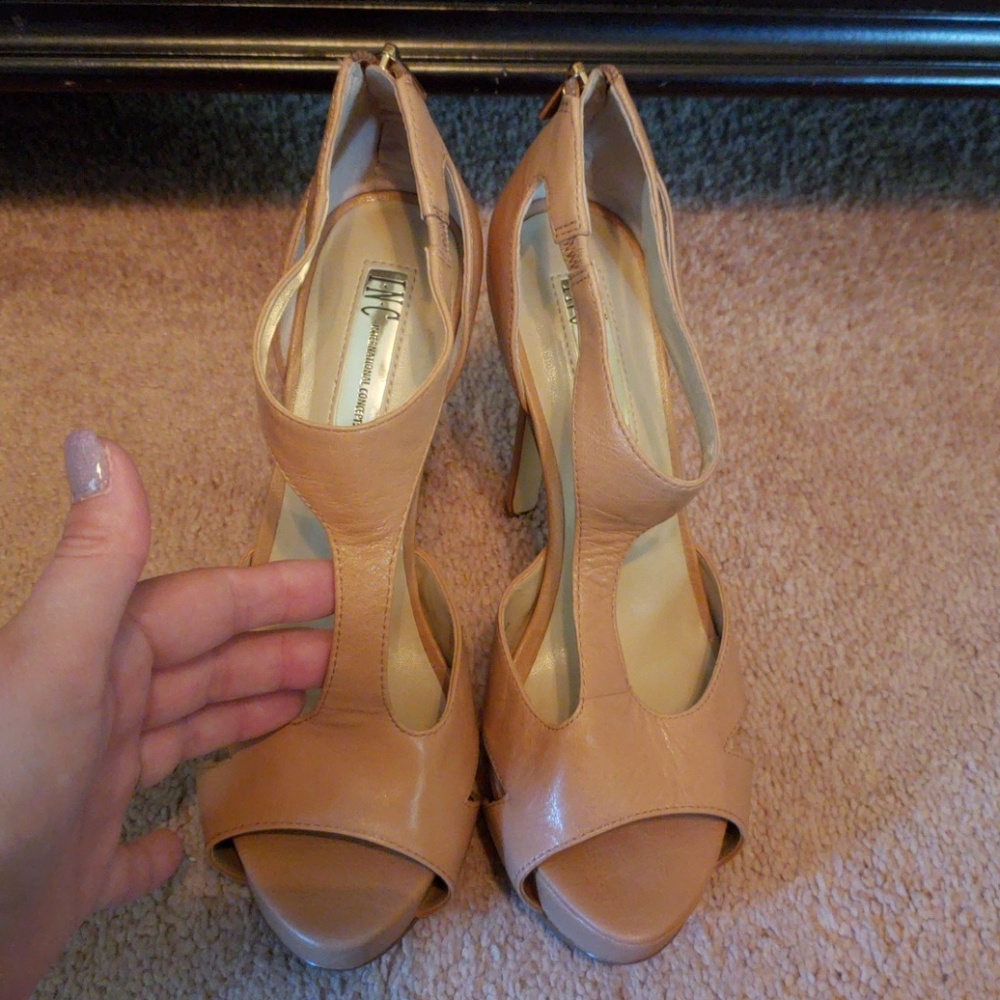 Peep toe heels